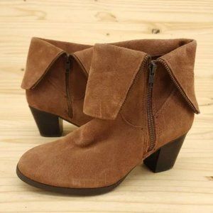 Bass Sasha Women's Cuffed Ankle Boots Sz 7 Brown Suede Chic Western Booties